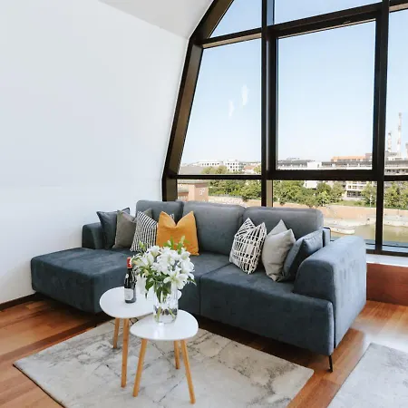 Boogie Apartments *